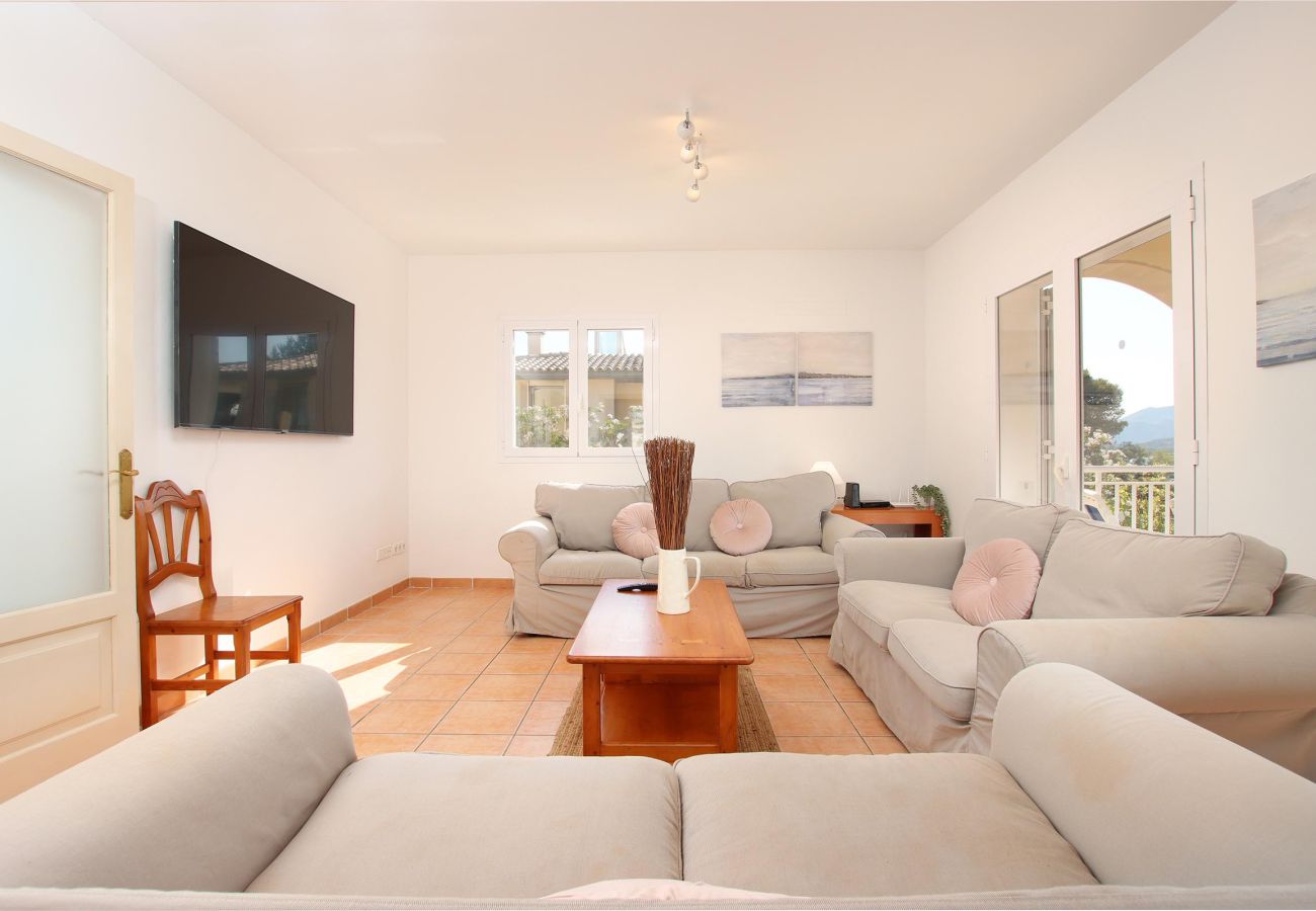 Villa in Alcudia - AMOROS. Beautiful villa with superb sea views