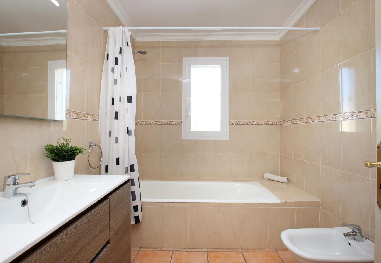 Villa in Alcudia - AMOROS. Beautiful villa with superb sea views