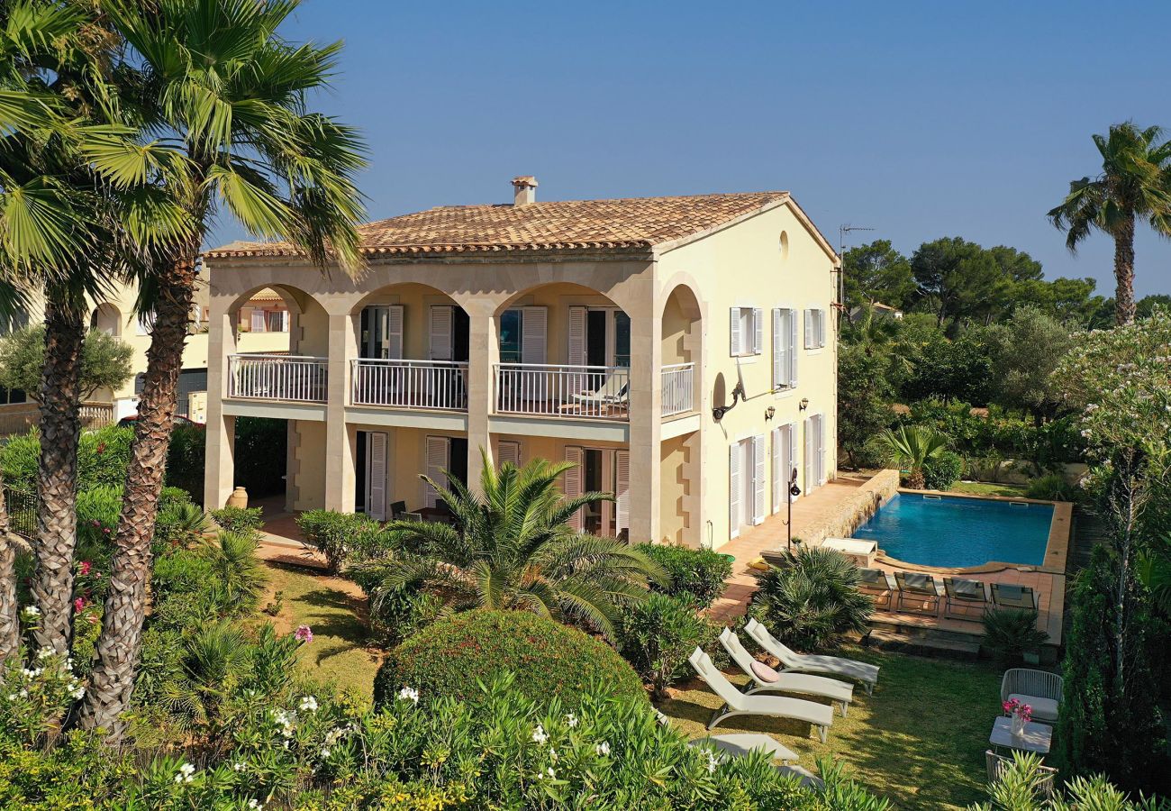 Villa in Alcudia - AMOROS. Beautiful villa with superb sea views