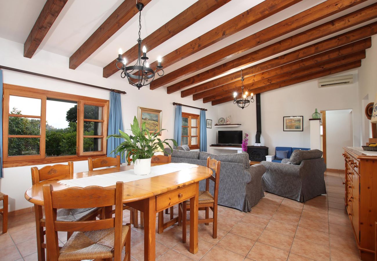 Villa in Pollensa - OLIVERES. Peaceful location close to Pollensa