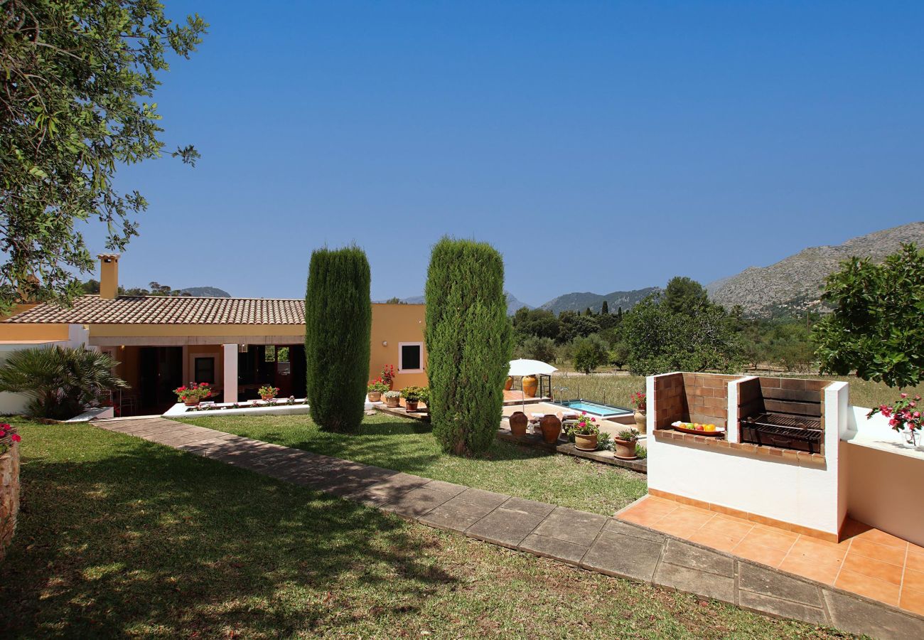 Villa in Pollensa - TIRANA. Welcoming villa midway to Pollensa, Puerto Pollensa and Cala San Vicente