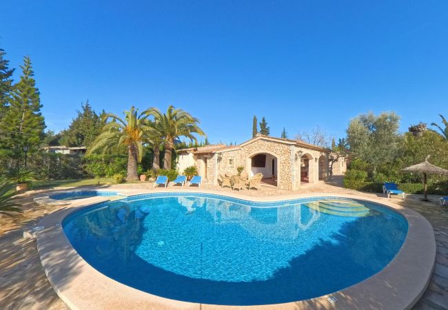 Villa/Dettached house in Pollensa - LLEIDA. Quite and peaceful