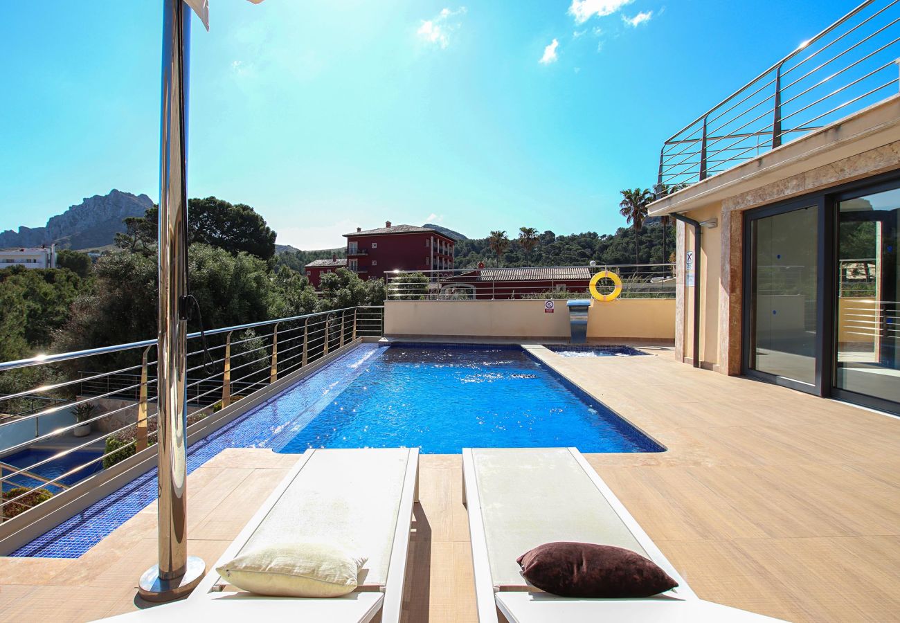 Villa in Cala Sant Vicenç - CAVALL , beautiful villa in the heart of Cala Sant Vicenç