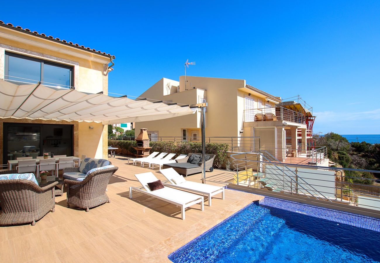 Villa in Cala Sant Vicenç - CAVALL , beautiful villa in the heart of Cala Sant Vicenç
