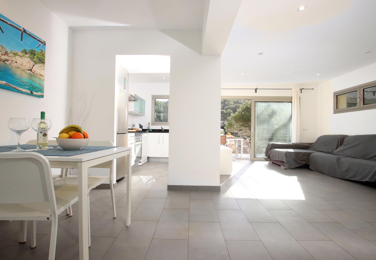 Apartment in Cala Sant Vicenç - Nice apartment for two people in Cala Sant Vicenç