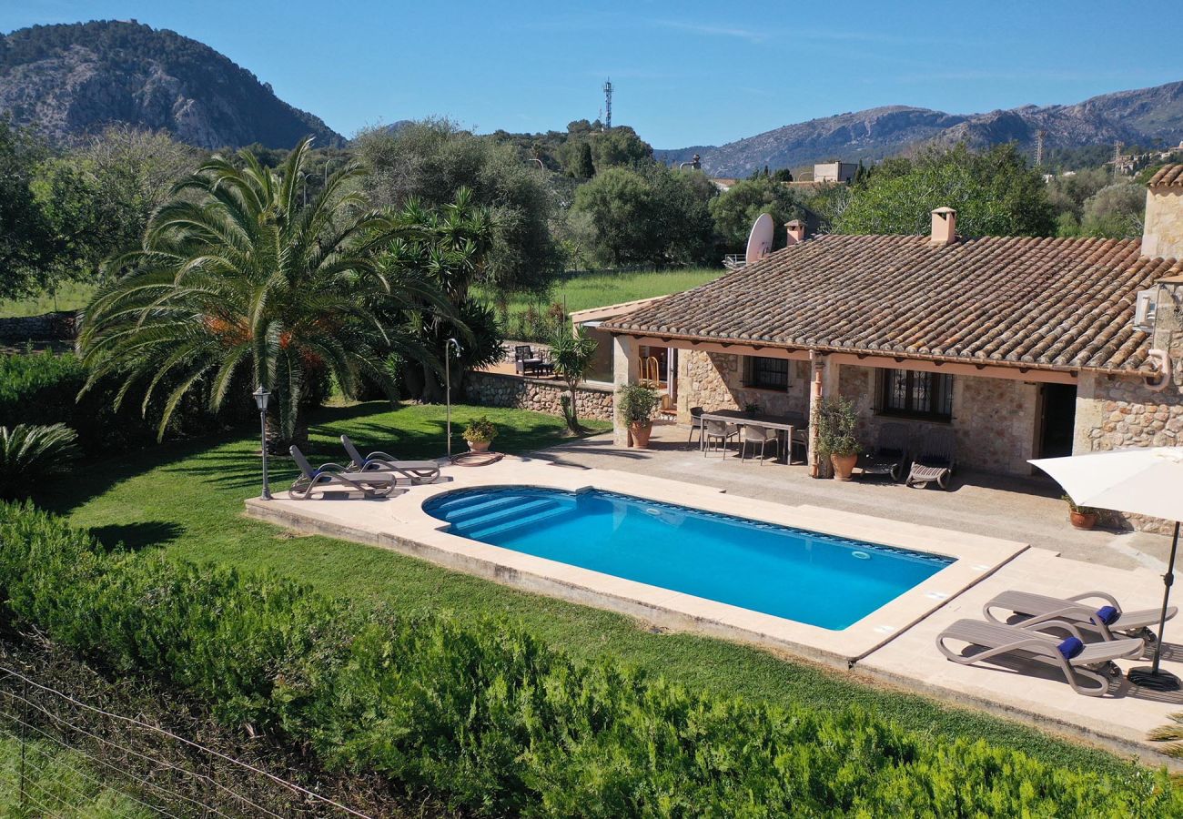 Villa in Pollensa - Roqueta ,tradictional villa near the town of Pollença