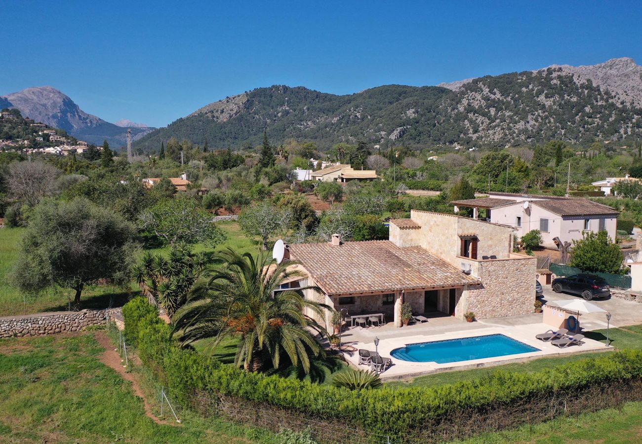 Villa in Pollensa - Roqueta ,tradictional villa near the town of Pollença