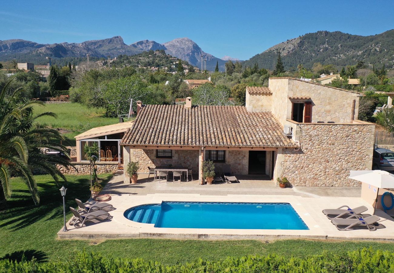 Villa in Pollensa - Roqueta ,tradictional villa near the town of Pollença