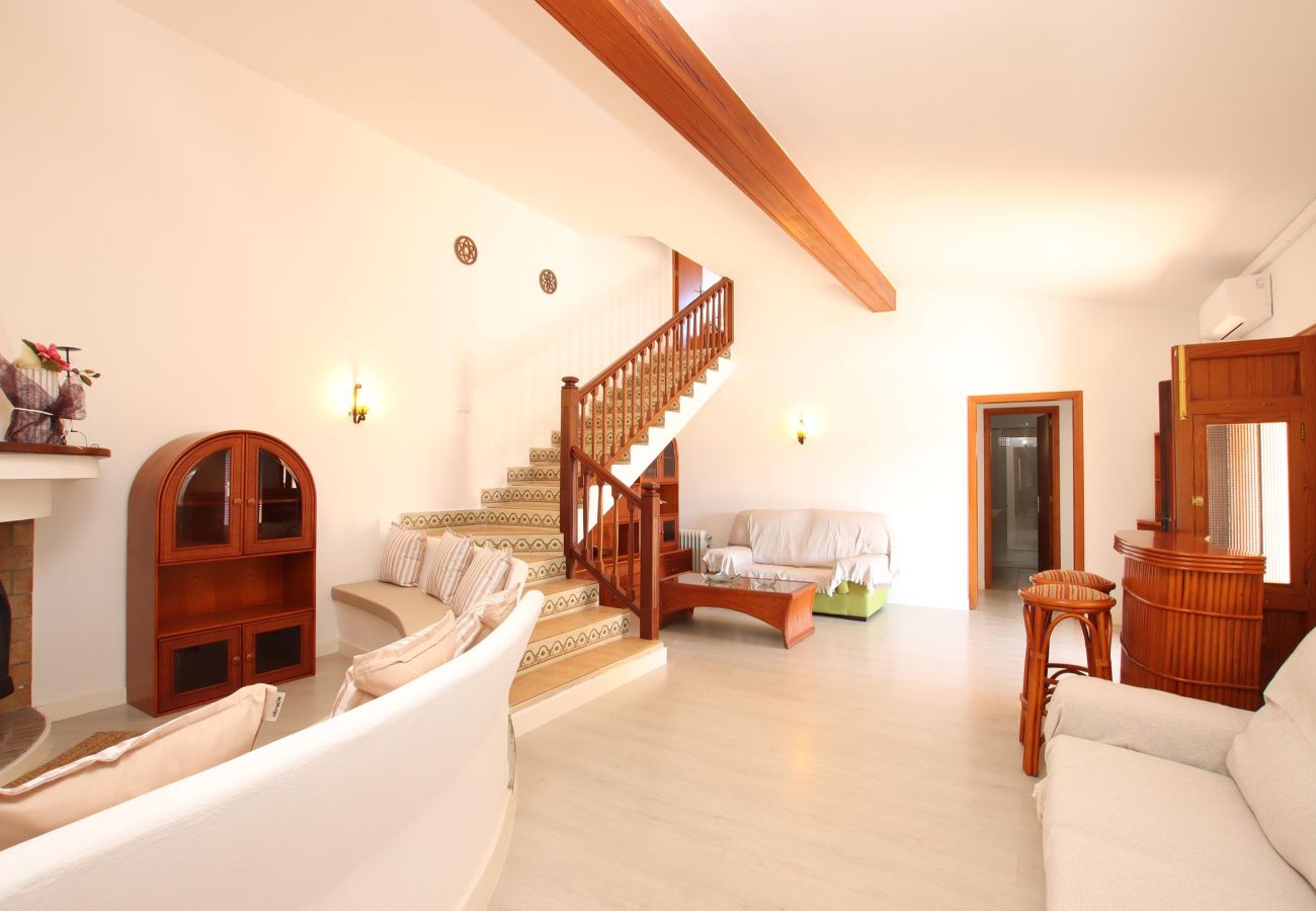 Villa in Pollensa - Roqueta ,tradictional villa near the town of Pollença
